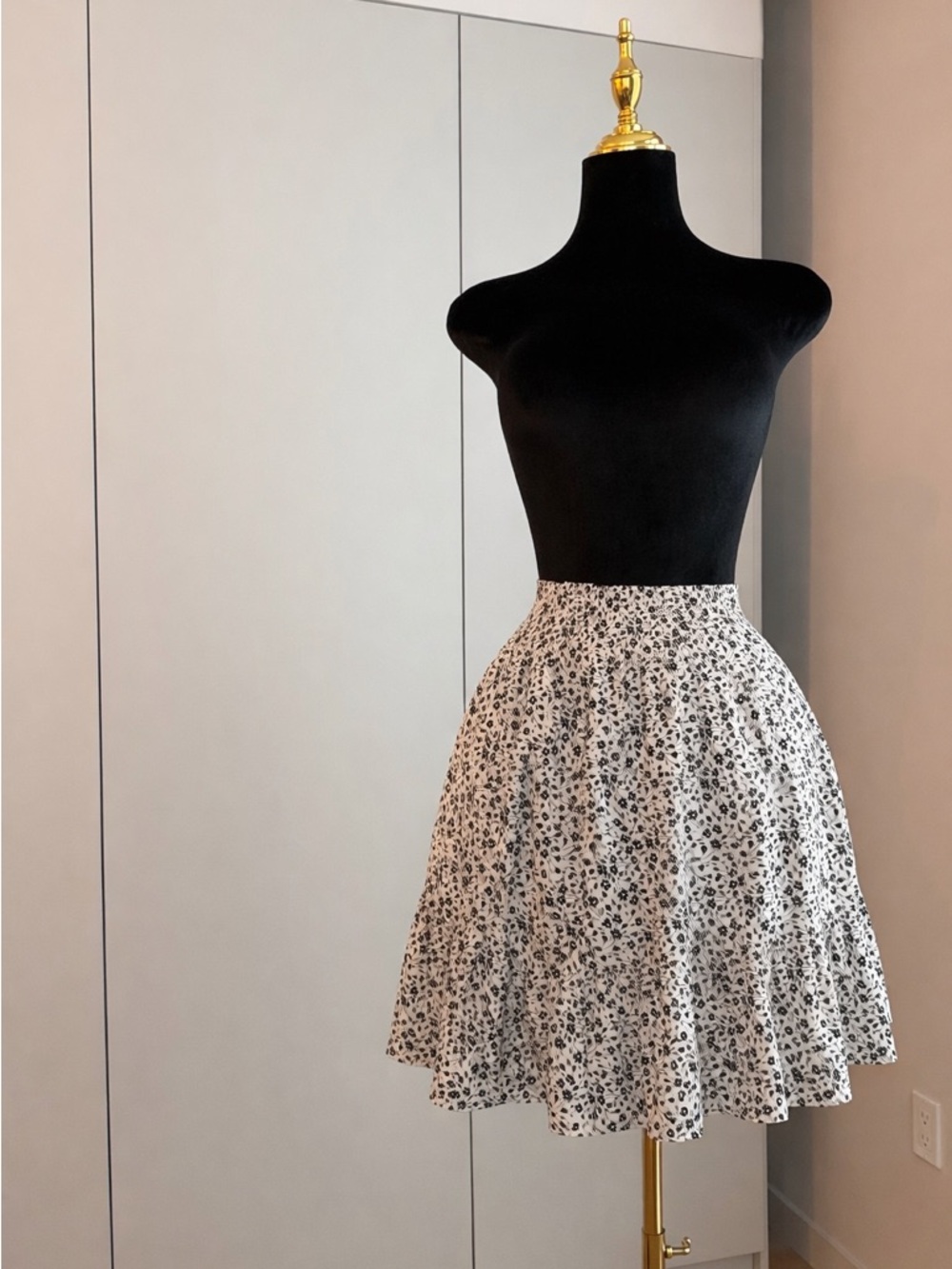 Altar'd State Black & White Lined Floral Tierd Mini Skirt | Parisian Muse
